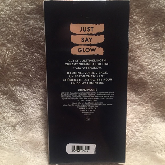 Victoria’s Secret Highlighter Stick - Picture 4 of 8